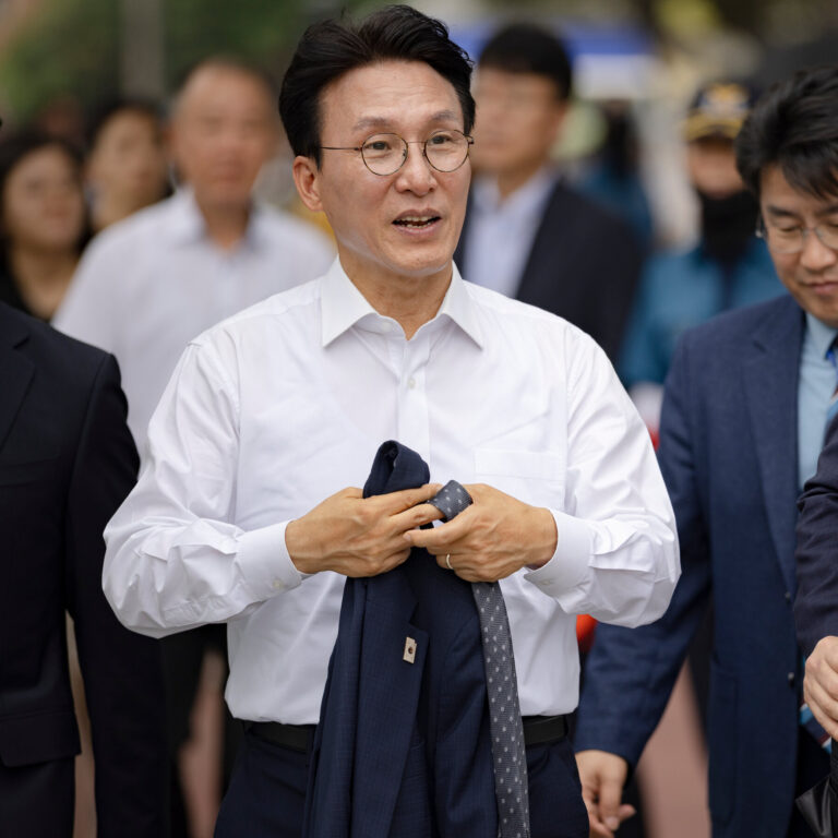 Fire at South Korean Data Center Causes Government Service Outages