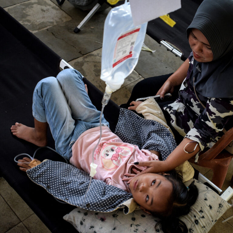 The Indonesian Free-Food Program That Has Sickened Thousands