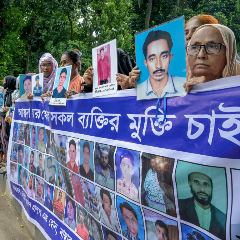 Bangladesh Detains Army Officers Accused of Crimes Under Previous Regime