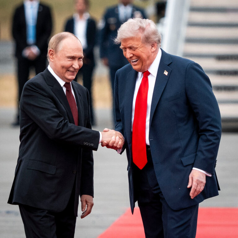 Trump Plans to Meet With Putin to Talk About a Cease-Fire in Ukraine