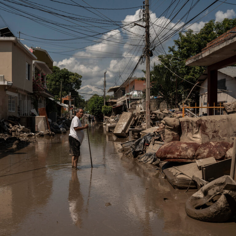 Devastating Floods in Mexico Test President Claudia Sheinbaum