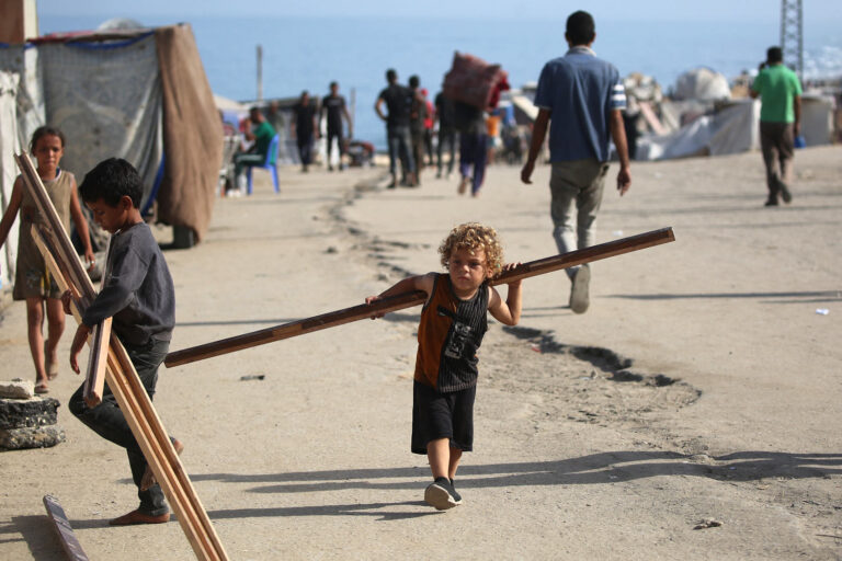 Israel strikes Gaza despite ceasefire progress after Trump calls for bombing to stop