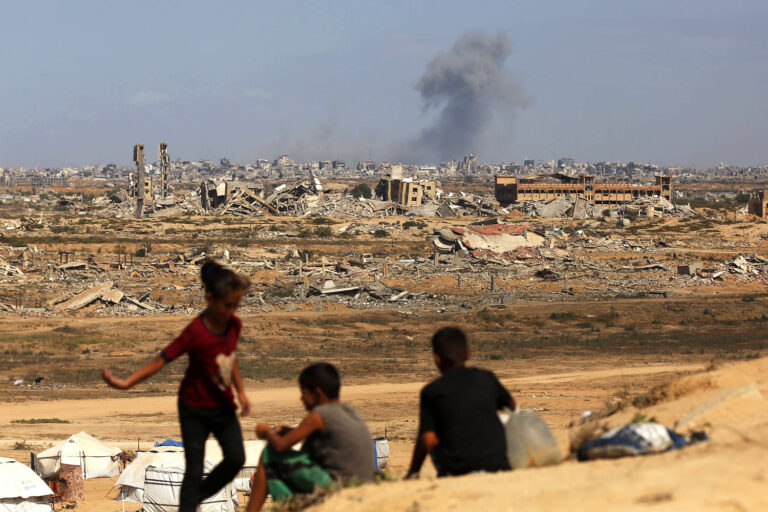 Witkoff and Kushner join Gaza talks as Hamas hands over list of prisoners to be released