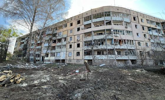 Civilians in Ukraine face death and injury amid new attacks