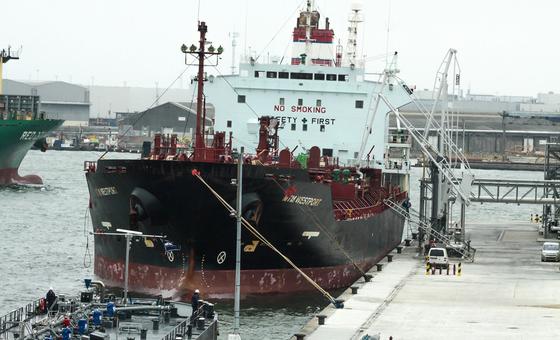 Nations confront deep divisions over carbon emission cuts to global shipping