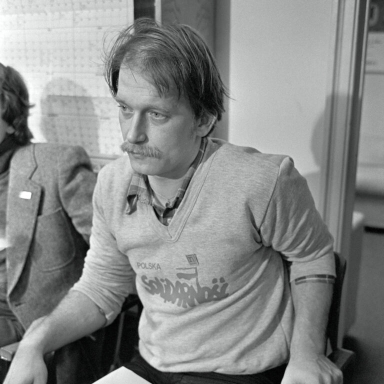 Miroslaw Chojecki, Solidarity’s ‘Minister of Smuggling,’ Dies at 76