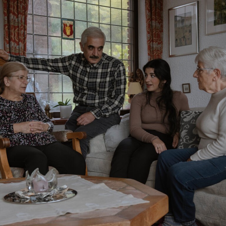 Old Divides of East and West Haunt Germany’s Newest Arrivals