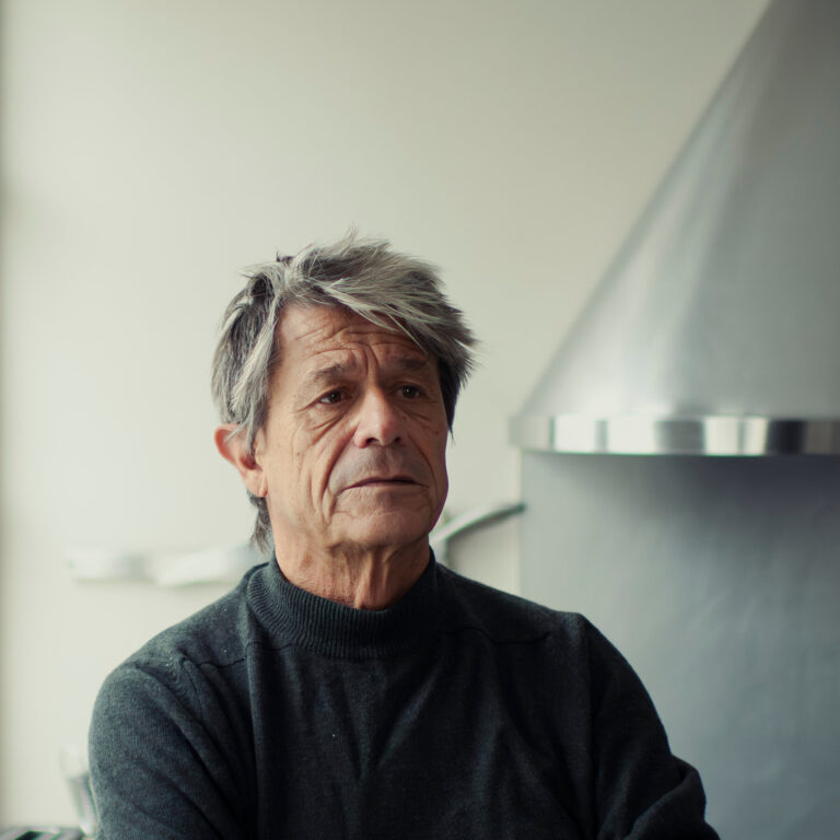 A Celebrated French Writer Loved Russia. War Forced a Reckoning.