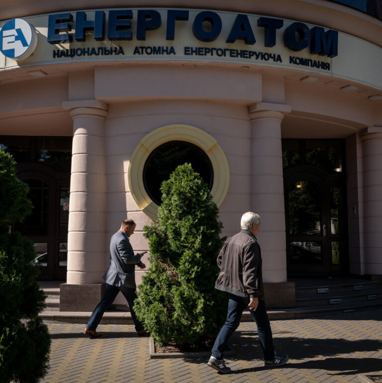 Ukraine’s Anti-Corruption Agencies Push Back Despite Zelensky Pressure