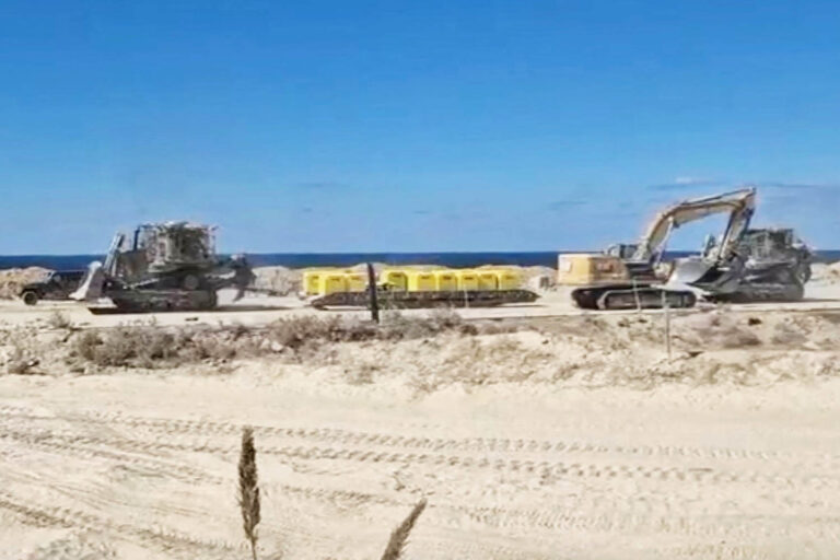 Israel's 'yellow line' marks uncertainty at the heart of Trump's Gaza truce