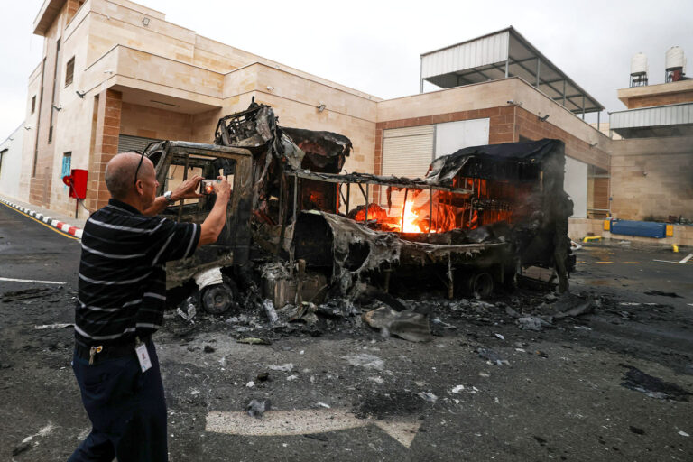 Masked Israeli settlers attack Palestinian villages and IDF soldiers in the West Bank