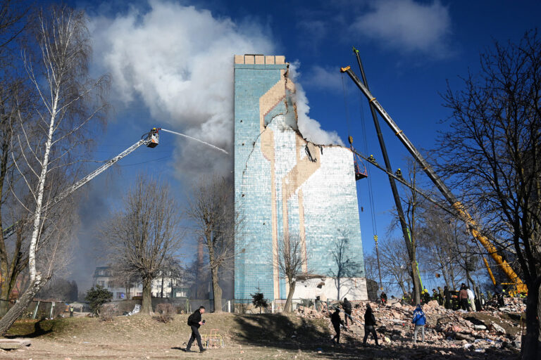 Trump's new peace plan unsettles Ukraine at a moment of maximum weakness