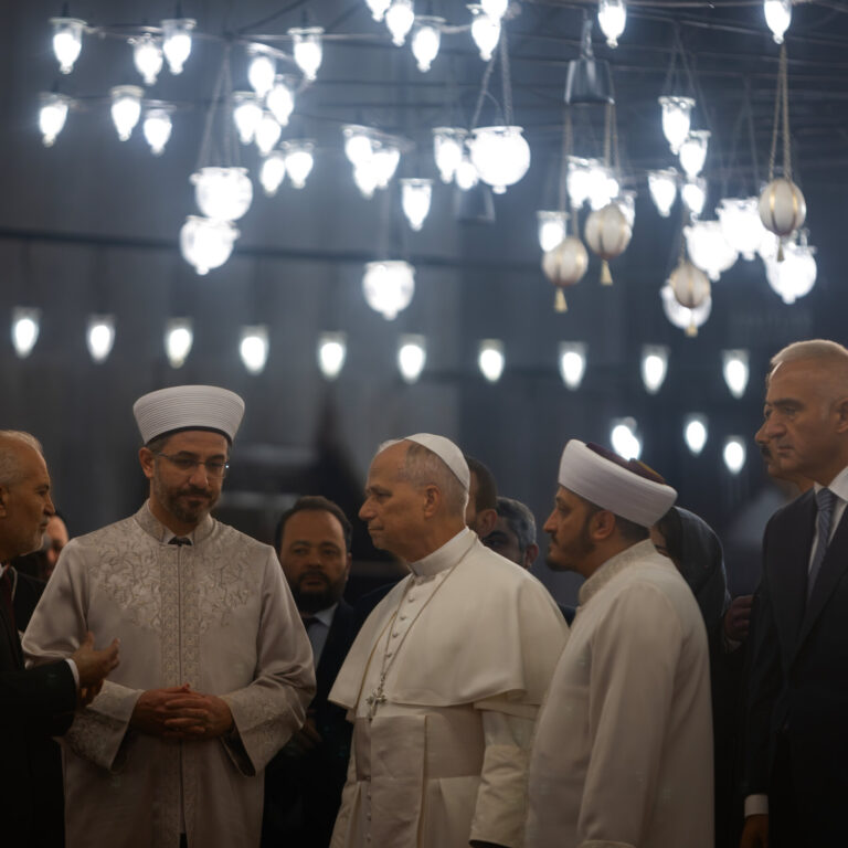 Pope Leo Visits Turkey on His First Trip as Pontiff
