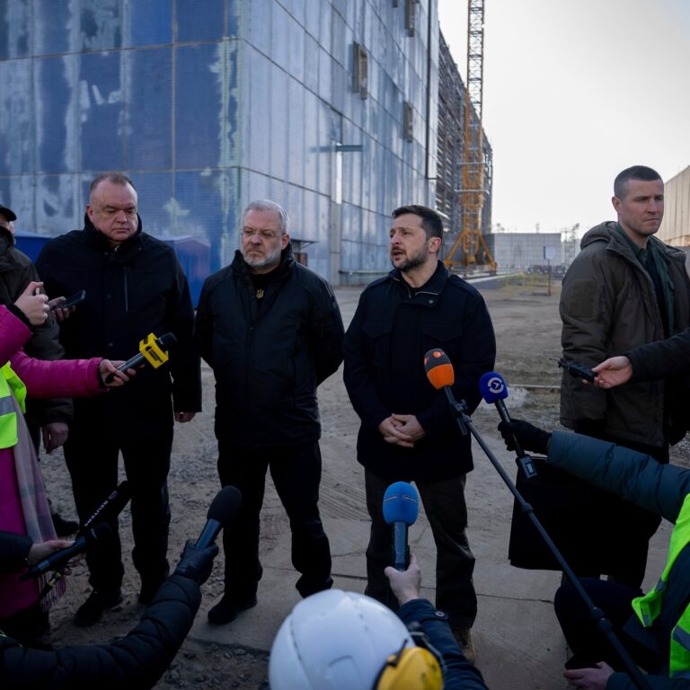 Zelensky’s Government Sabotaged Oversight, Allowing Corruption in Ukraine to Fester