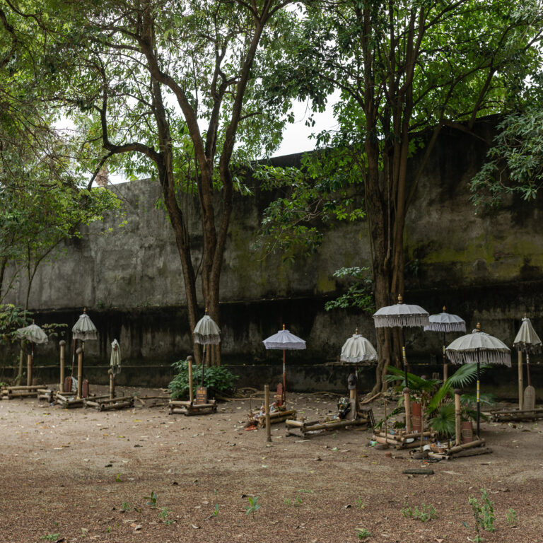 On Bali, the Holiday Vibe Masks Memories of a Massacre