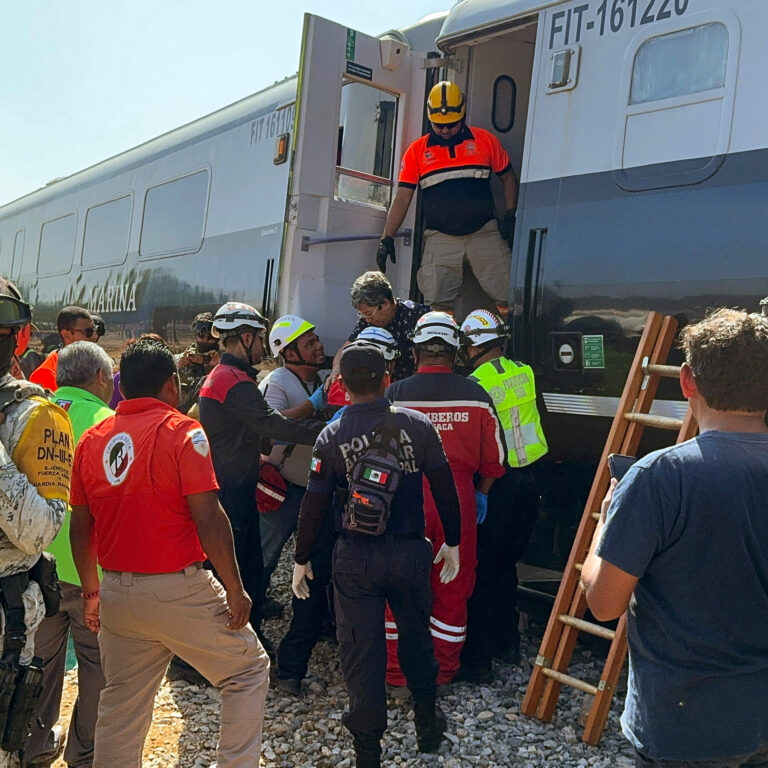 Mexico Train Derailment Kills 13 People