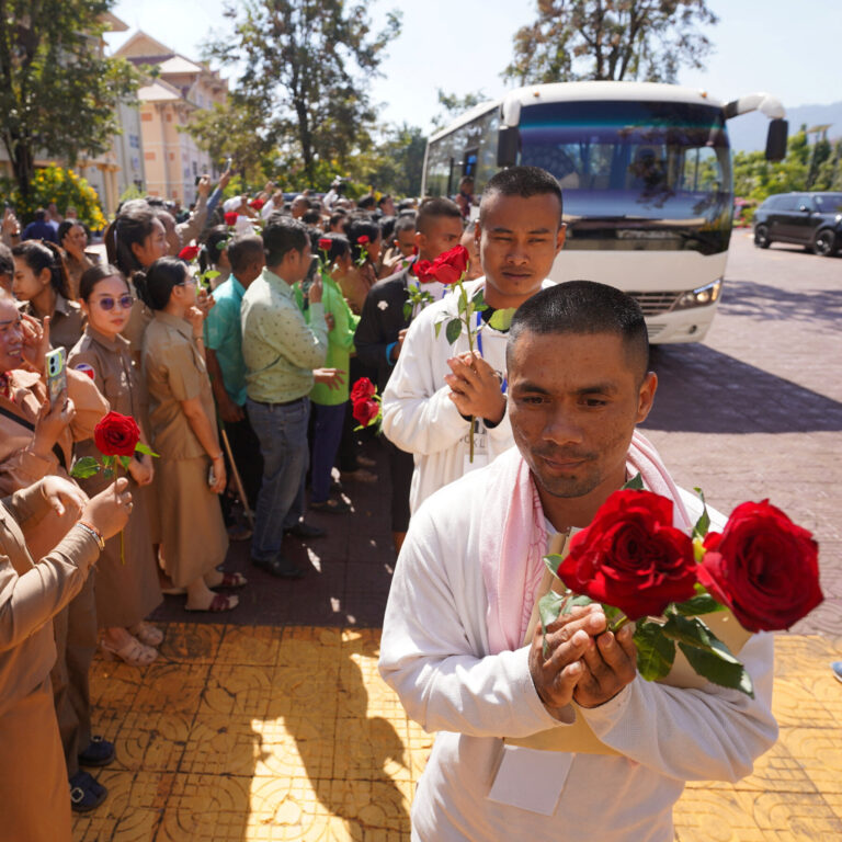 Thailand Releases 18 Cambodian P.O.W.s