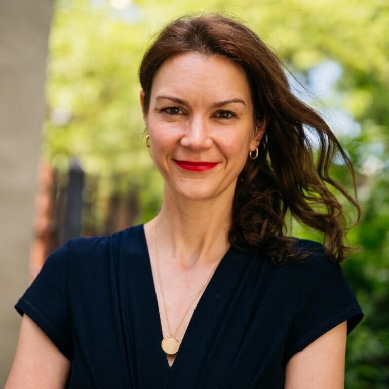 Emily Goligoski, investigadora: “Tengo reglas sobre el uso de dispositivos en clase. ¿Cómo competir contra la dopamina mientras doy algo de teoría?”