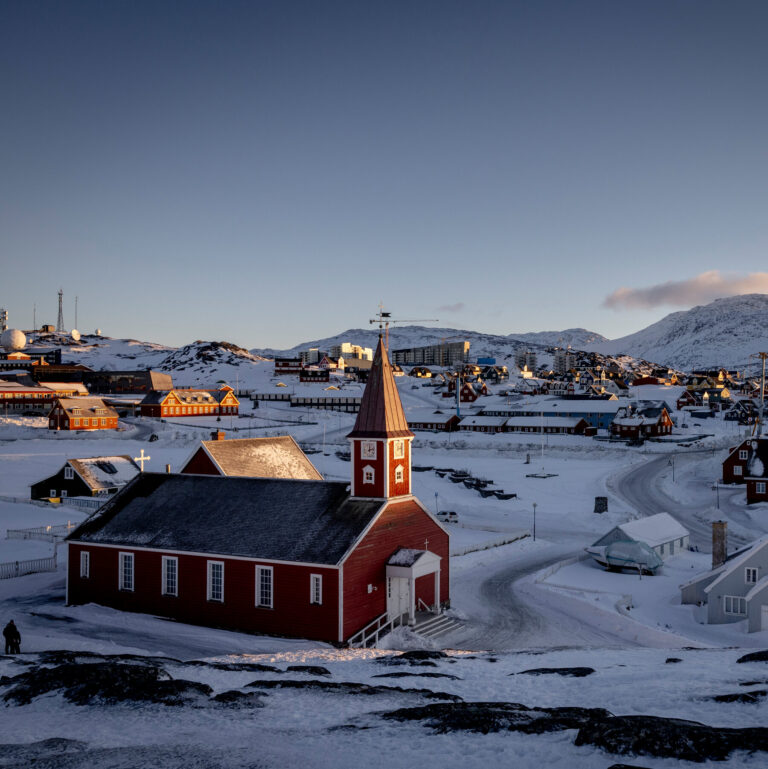 Trump Eyes Greenland, and Europe Figures Its Best Bet Is a Negotiation