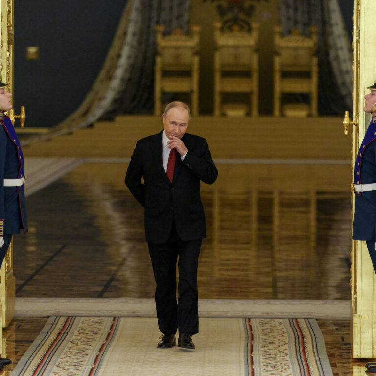 Putin, Still Harboring Assad, Welcomes New Syrian Leader to Moscow Again