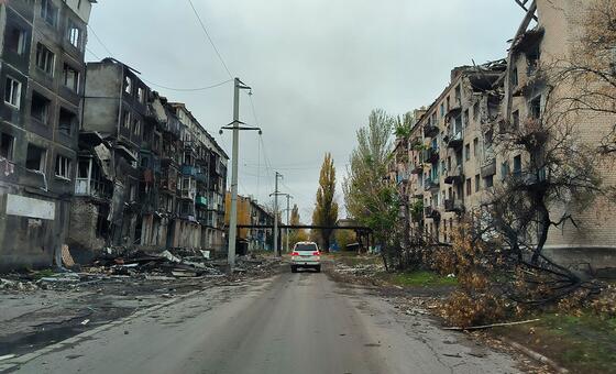 Ukraine: New strikes disrupt basic services for millions