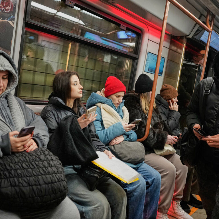 Putin’s Internet Blackout: A Chaotic Drive to Cut Off Russians From the World