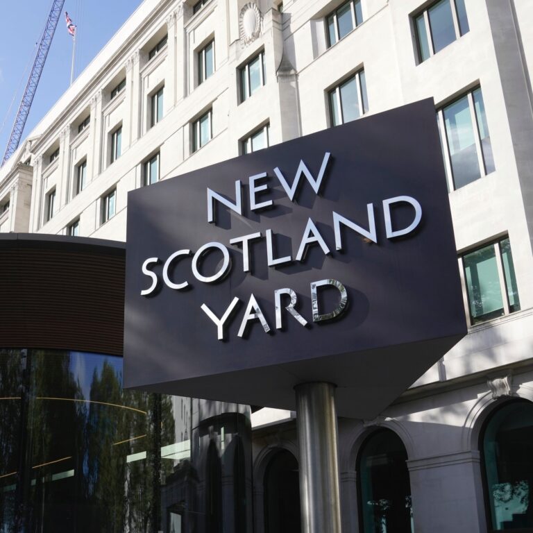 4 Arrested in London on Suspicion of Spying on Jews for Iran