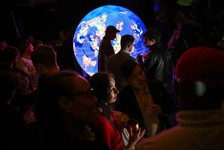 Concerns about insider trading on the Iran war are growing. Can anyone police the bets?