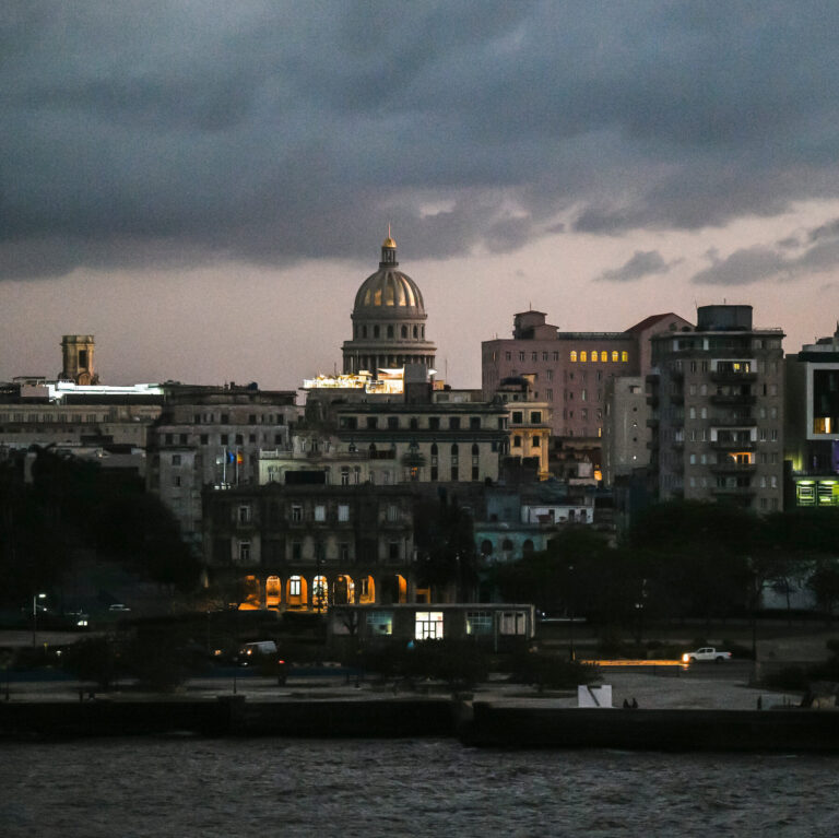 U.S. Allows Russian Oil Tanker to Reach Cuba, Despite Blockade