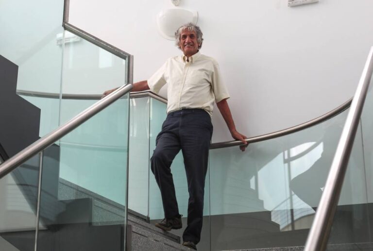 John Martinis, Nobel de Física: “No me gustaría que la computación cuántica se conociera por romper internet”