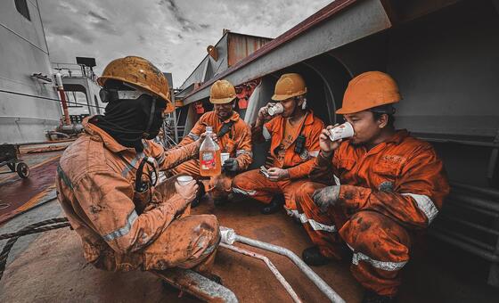 ‘No precedent’ for seafarers caught in war zone in post-WW2 era