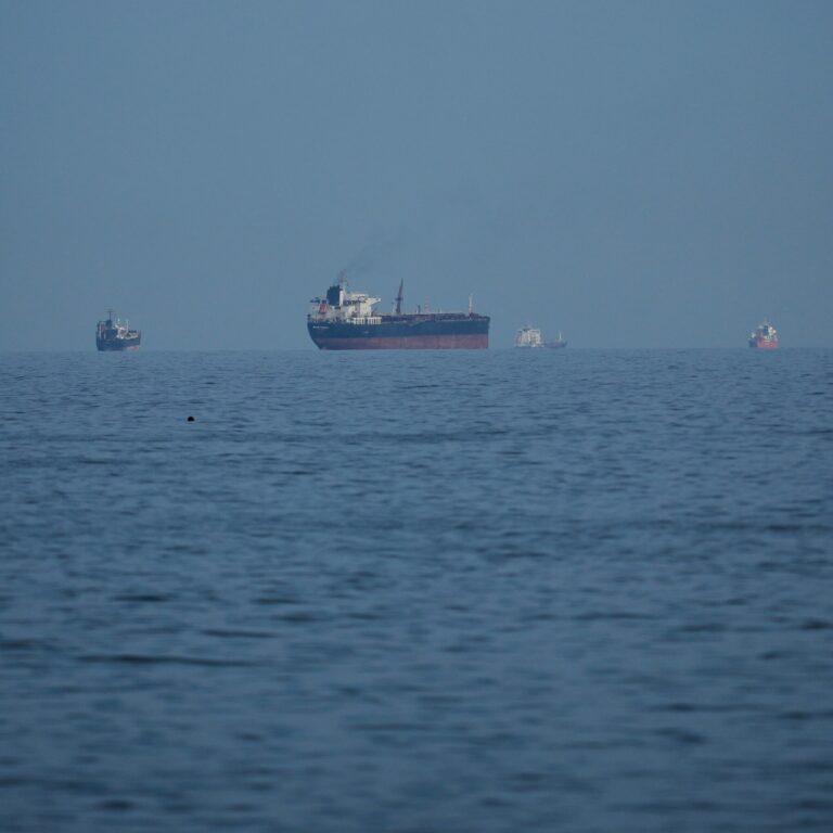 The Sailors Stranded in the Persian Gulf