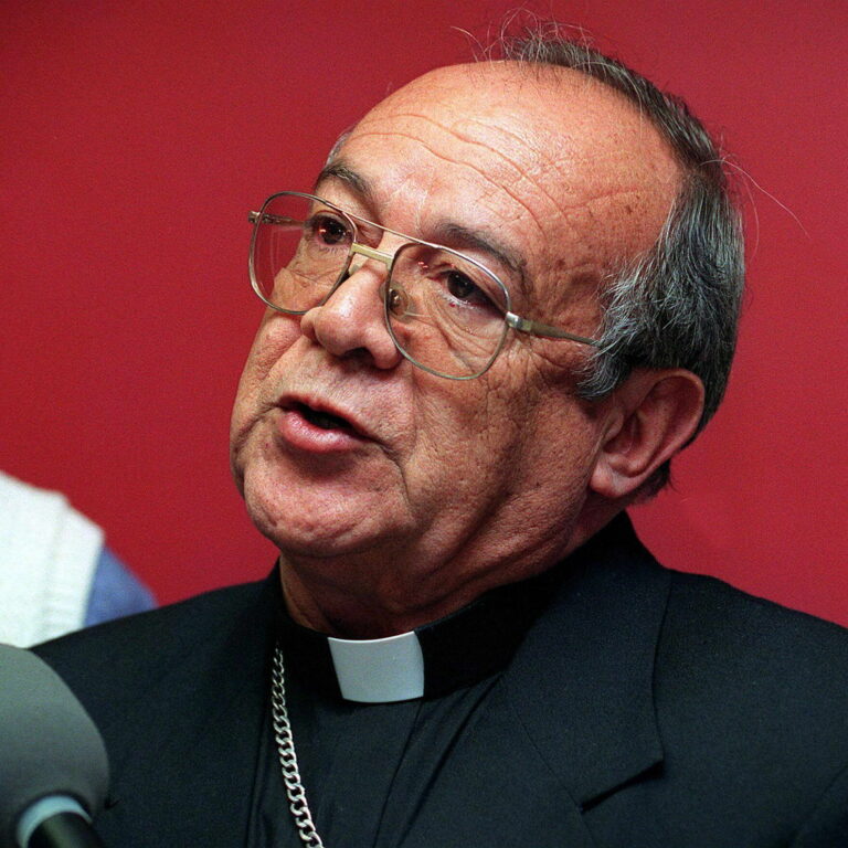 Mario Ríos Montt, Bishop and Brother of Genocidal General, Dies at 94