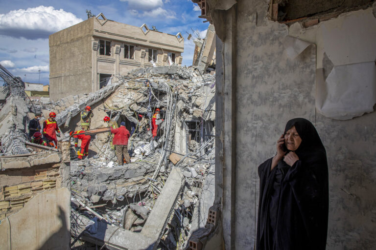 Trump's Iran threats alarm war crimes experts