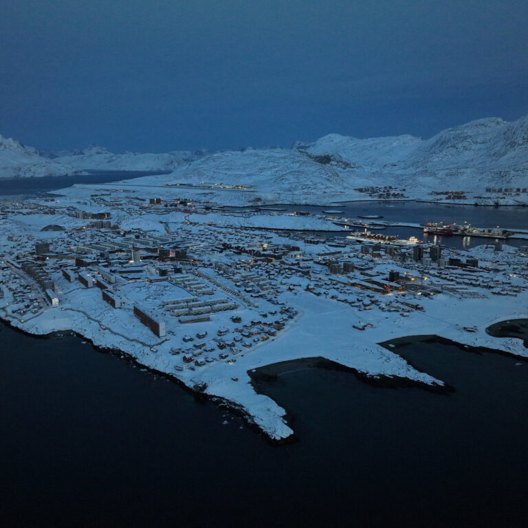 Mysterious American Man Makes Mysterious Proposal in Greenland