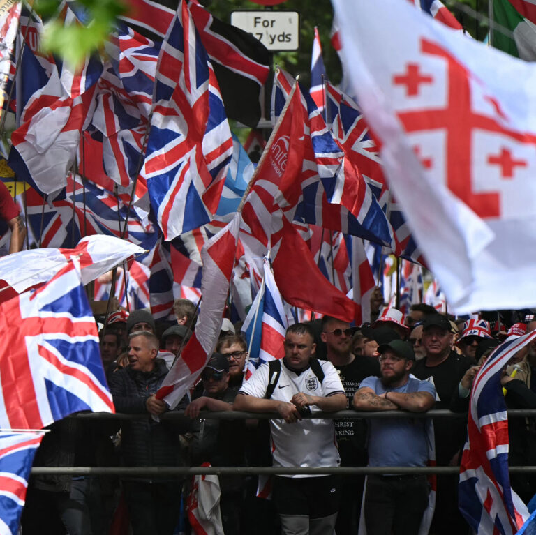 Rival Protests Begin in London, With a Major Security Effort