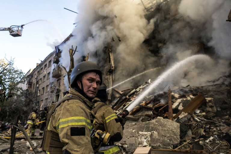 Russia pressures U.S., Ukraine’s allies to flee Kyiv, threatening ‘systematic strikes’