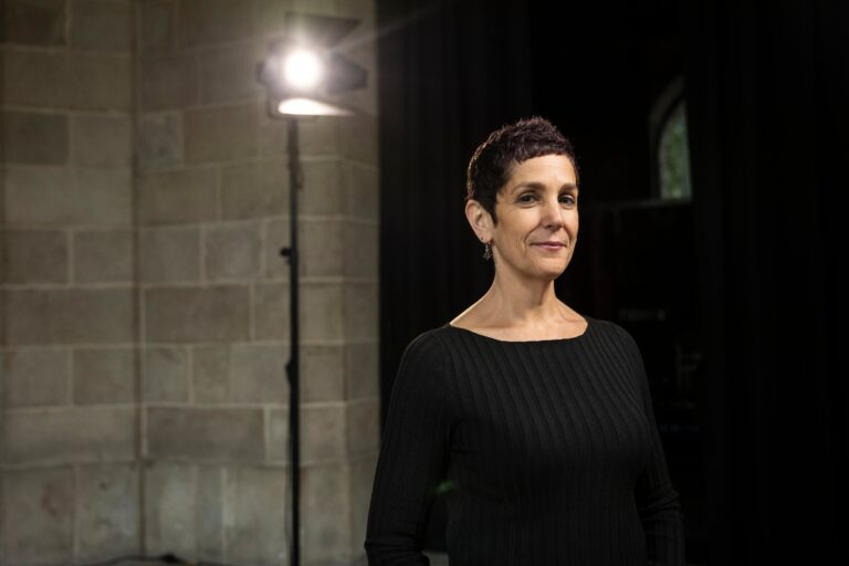 Yaël Eisenstat, exdirectiva de Facebook: “Es injusto que los usuarios tengan que distinguir qué vídeo ha sido manipulado”