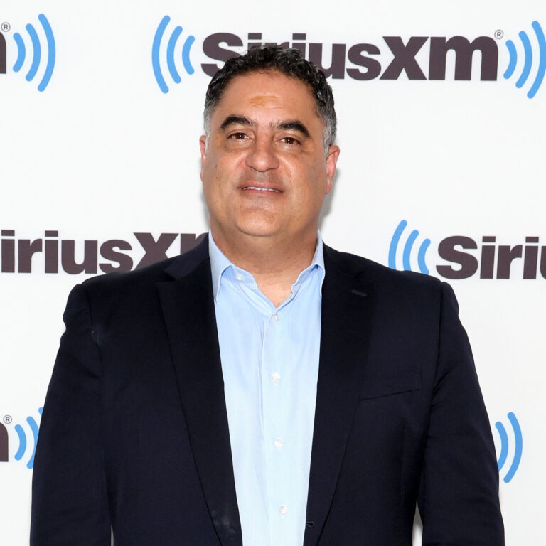 Britain Denies Entry to Hasan Piker and Cenk Uygur