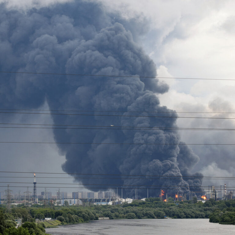 Ukraine Strikes Moscow Refinery in Large-Scale Drone Attack
