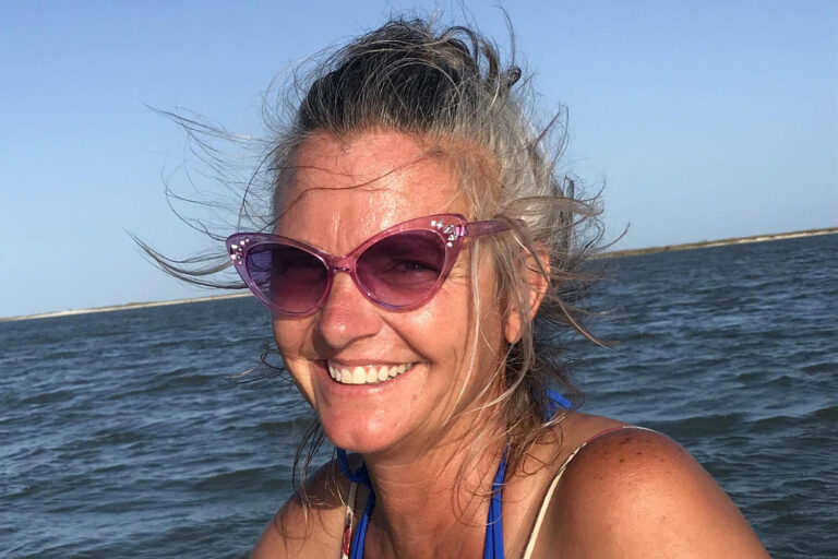 Coast Guard divers arrive in Bahamas to search for missing American Lynette Hooker