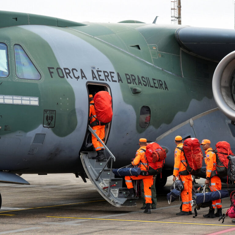 Nations Send Rescue Teams and Aid to Venezuela After Earthquakes