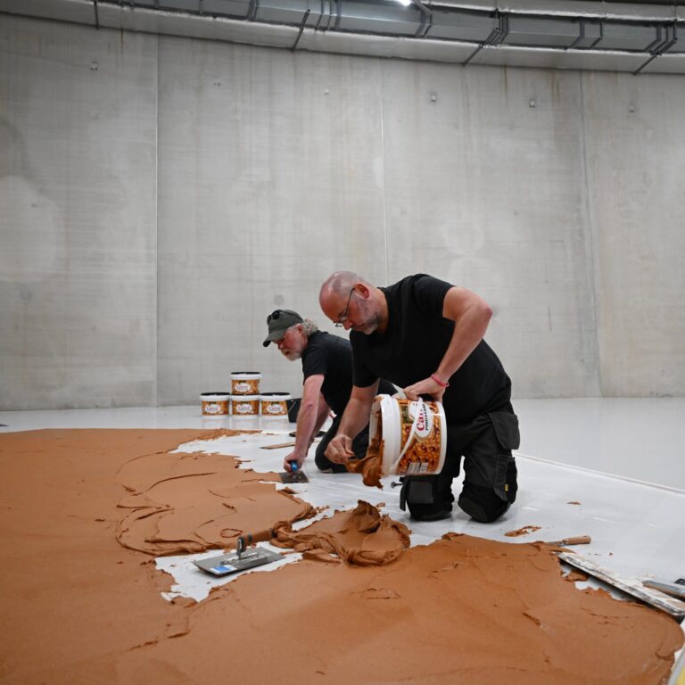 Museum Spreads 800 Pounds of Peanut Butter in Tribute to Dutch Artist
