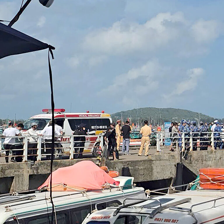 15 Killed as Speedboat Capsizes in Vietnam