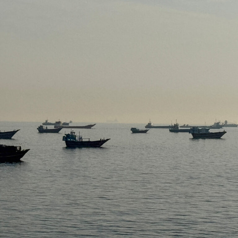 Live Updates: Cease-Fire Unraveling as U.S. and Iran Trade Strikes Again
