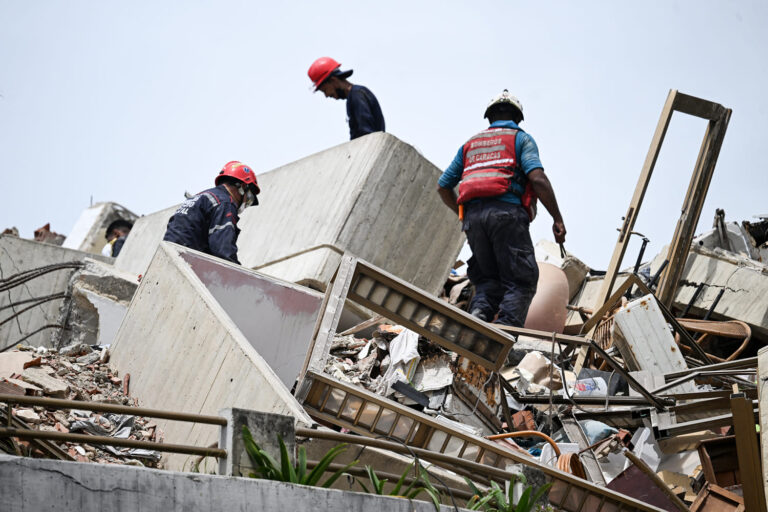 Venezuela’s earthquake death toll rises to more than 3,500 as survivors look for relatives