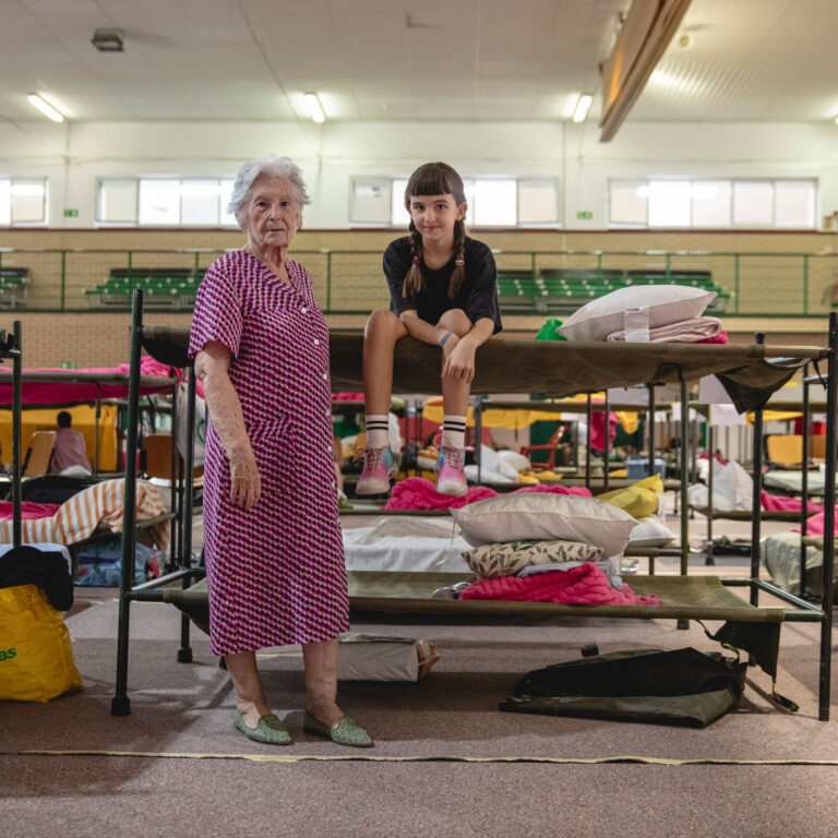 Forced to Evacuate Amid Spain Wildfires, Residents Wonder if Their Homes Still Stand
