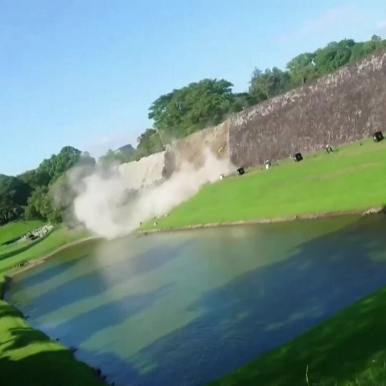 Kumamoto Castle, a Famed Landmark, Is Damaged in the Japan Earthquake