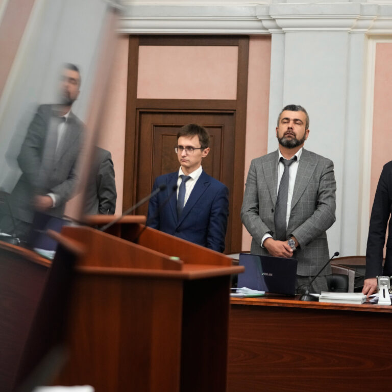 Yabloko, Russian Antiwar Party, Is Banned From Parliament Elections